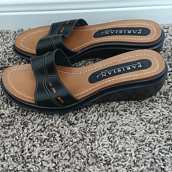 Wedged sandals - Picture 2 of 3